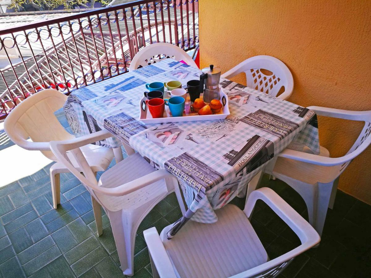 Apartament Nada Salou Zewnętrze zdjęcie